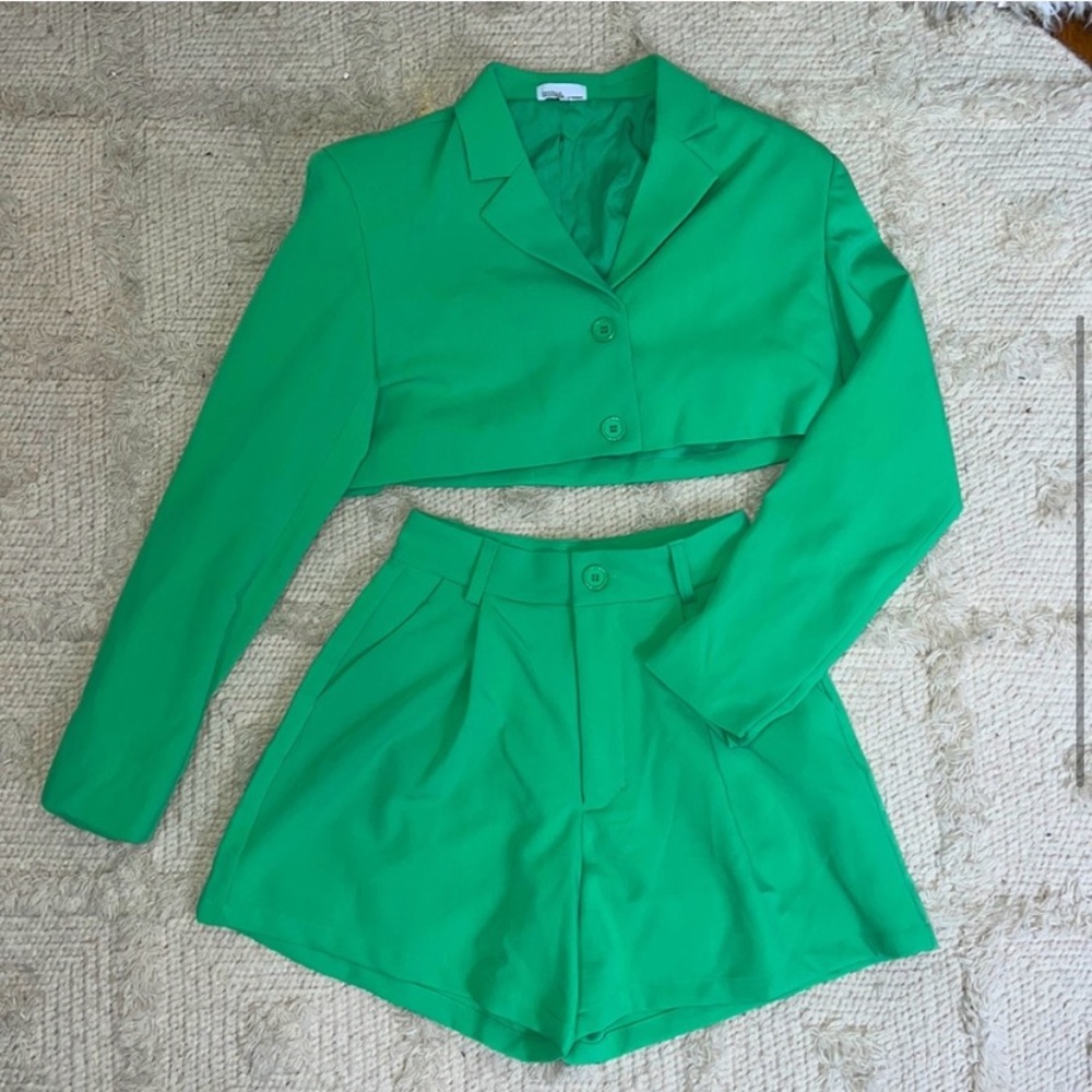 Danielle Bernstein Cropped Blazer Set - image 5